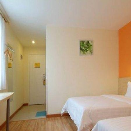 7 Days Inn Fuzhou Gandong Avenue Passenger Station מראה חיצוני תמונה